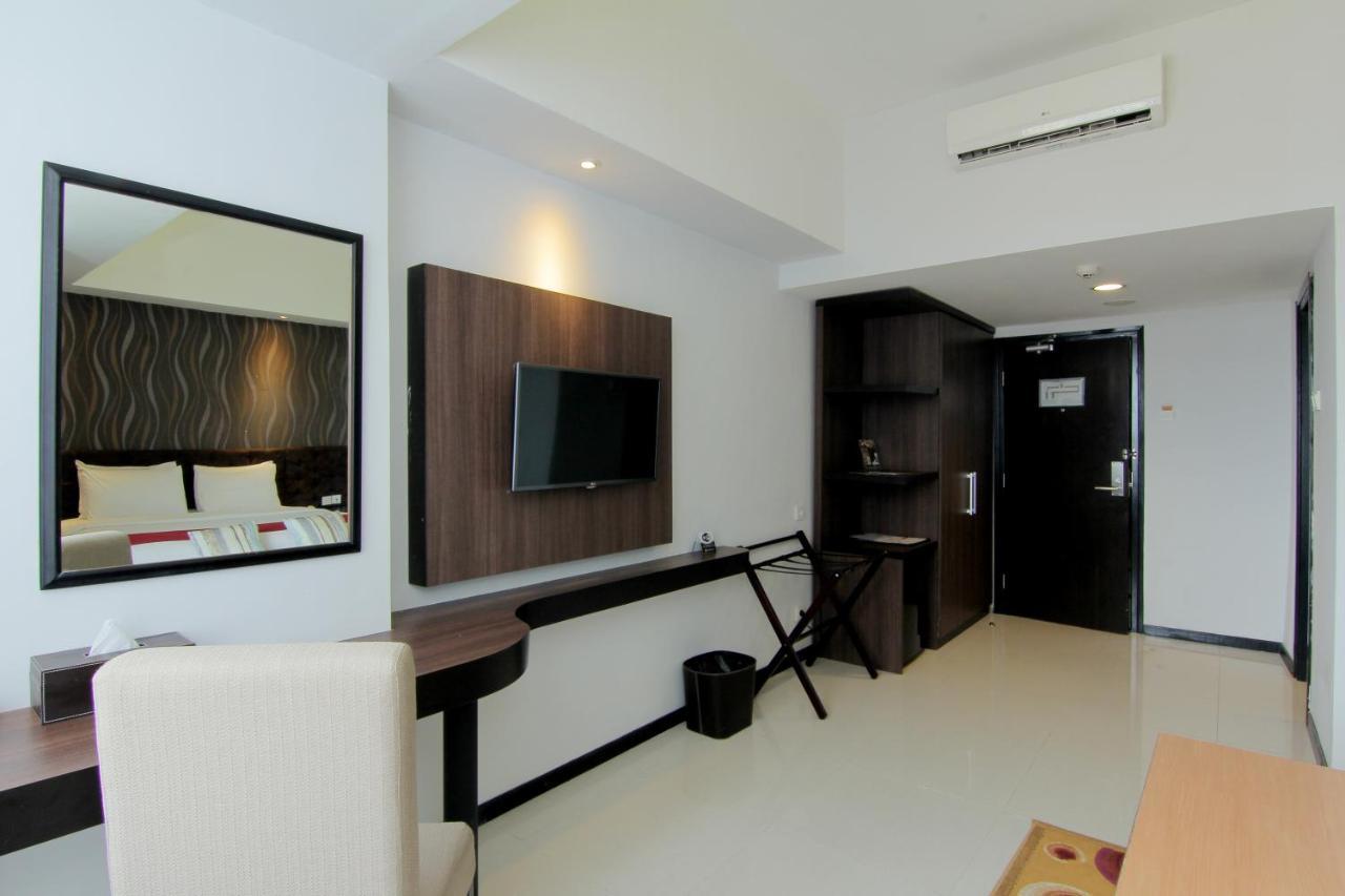 The Sun Hotel Madiun Ngoại thất bức ảnh